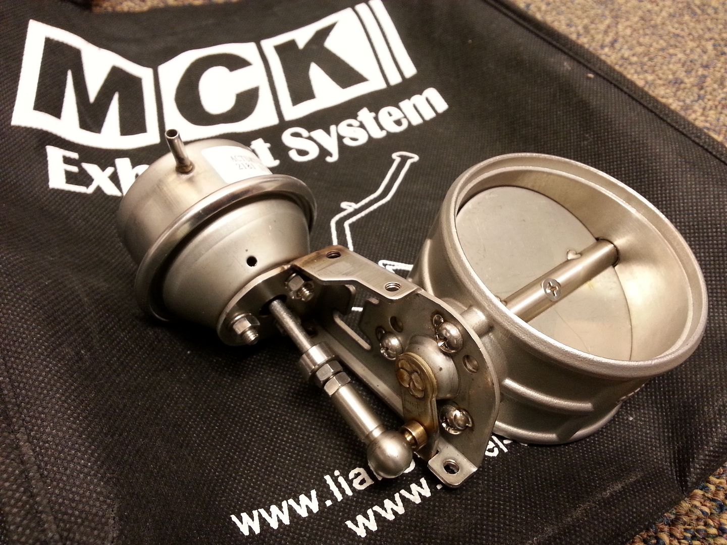 Exhaust 1x 3" / 76mm Exhaust Control Valve AKA Butterfly Valve or ECV Kit)